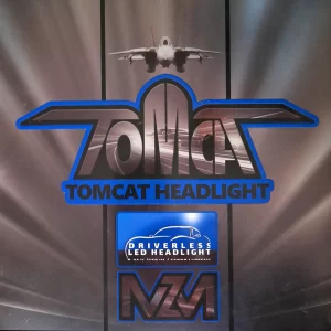 هدلایت تام کت